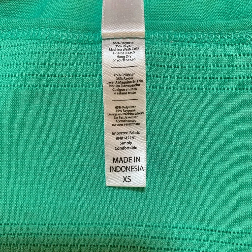 LuLaRoe Short Sleeve Shirt - Picture 4 of 4